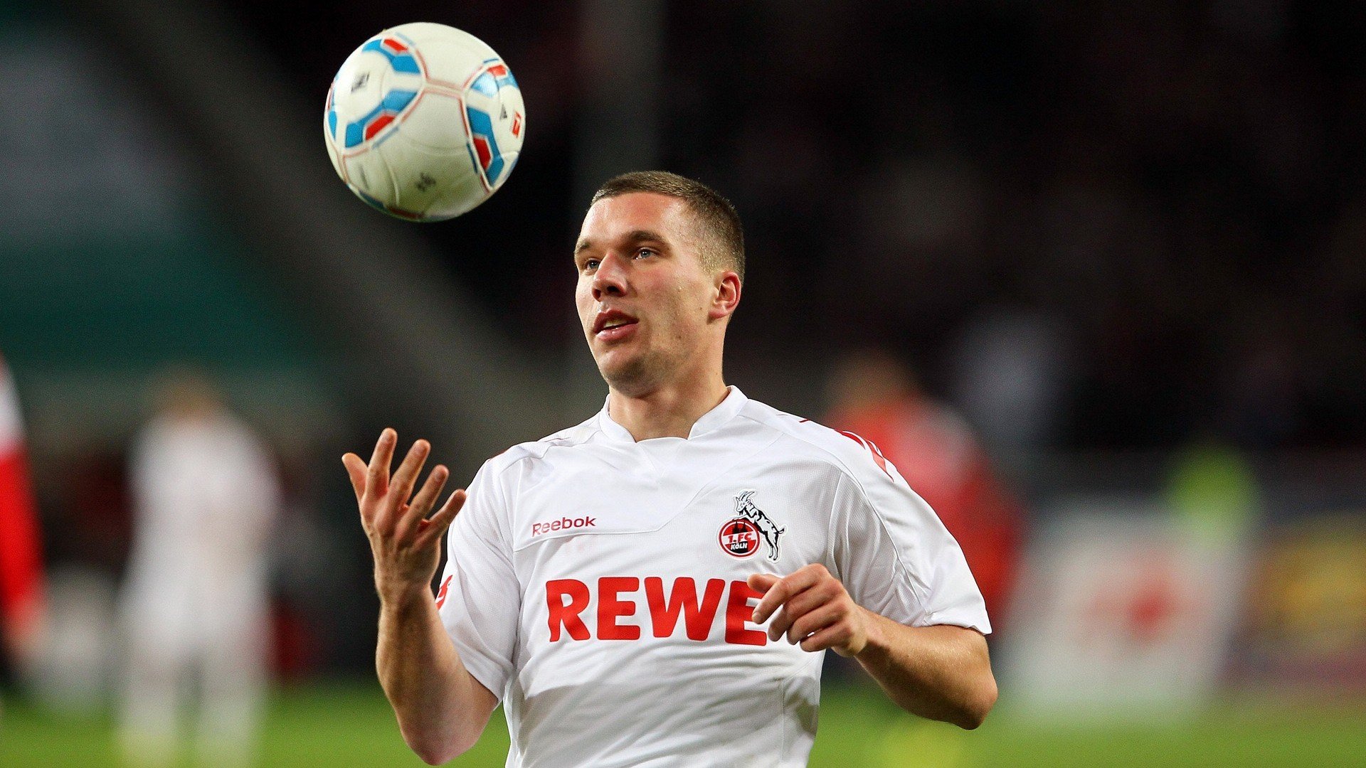 _水上飞行秀：速度与优雅的运动展演_，水上飞项目