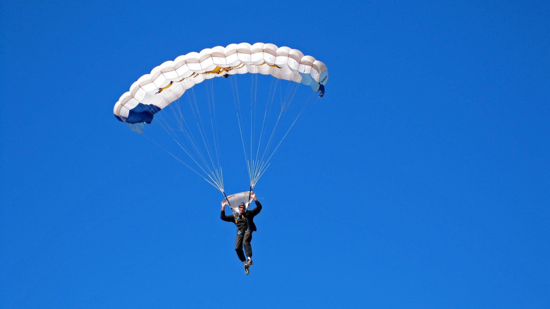 开云体育平台-“足球公益赛事火爆，广泛带动全民健身热潮”，足球公益项目简介